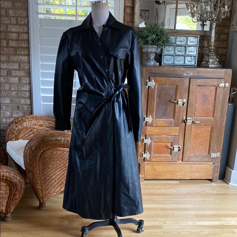 VICBEE VIC BEE BLACK FAUX LEATHER WRAP DRESS LARGE NEW